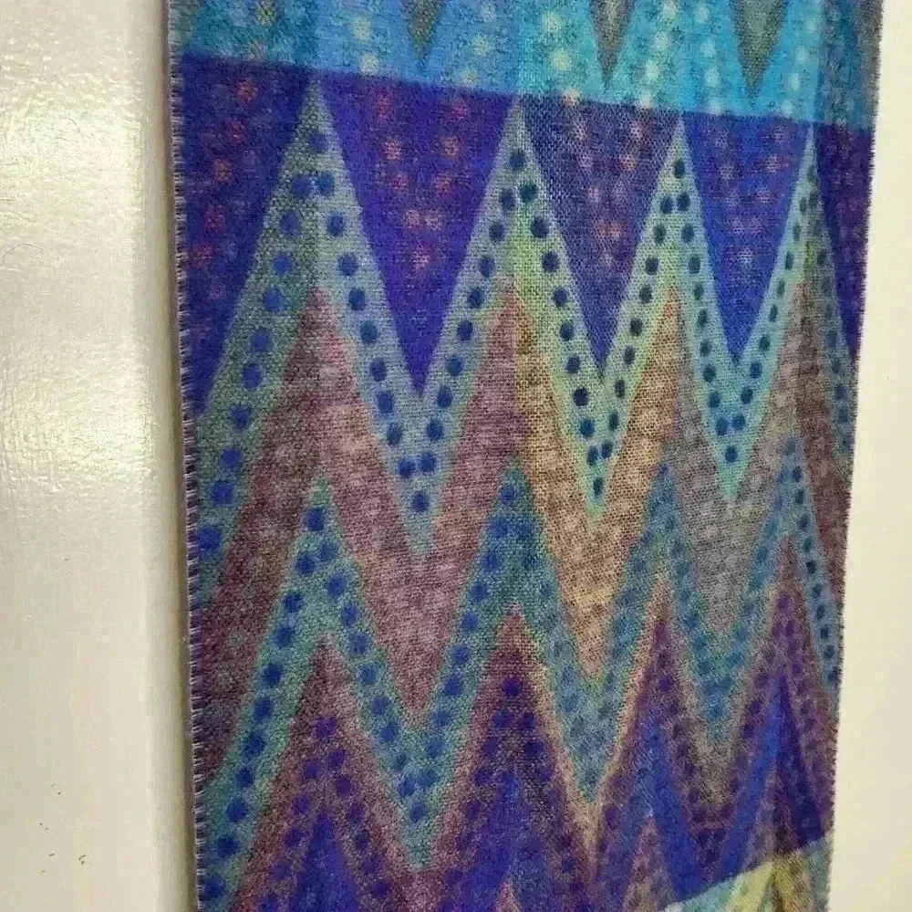 Cashmink by V Fraas Chevron Print Scarf Germany Fringe Soft Purple Blue Zig Zag